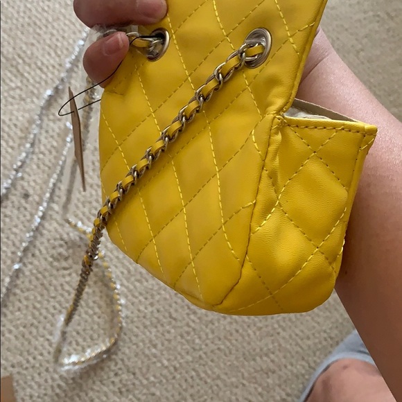 Micro Quilted Purse - Picture 4 of 4